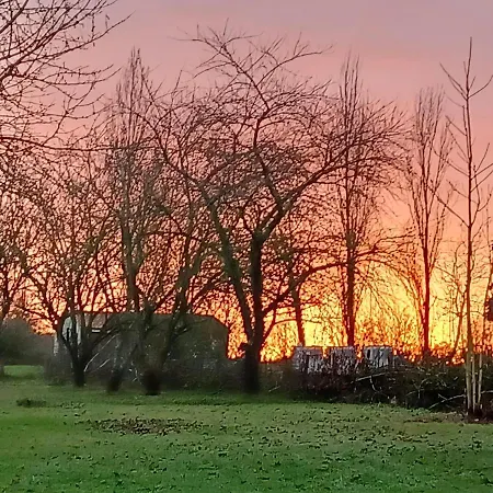 Honeysuckle At De La Vienne Ferienhaus *