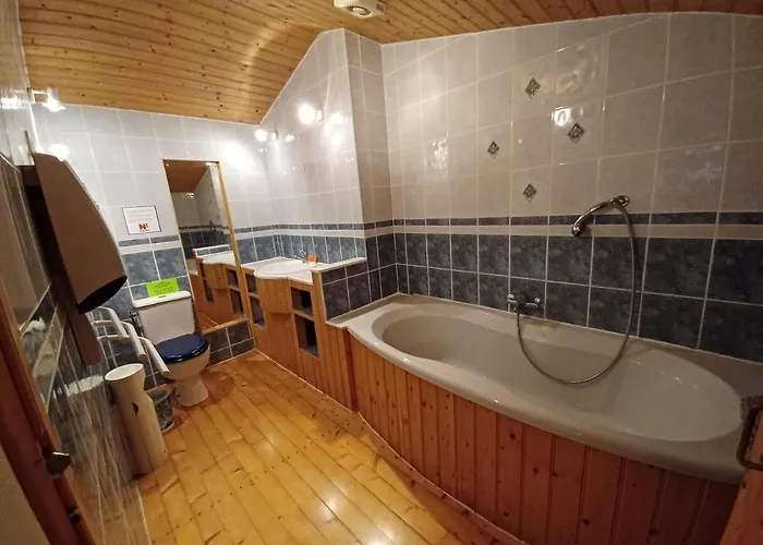 Honeysuckle At De La Vienne Chaunay