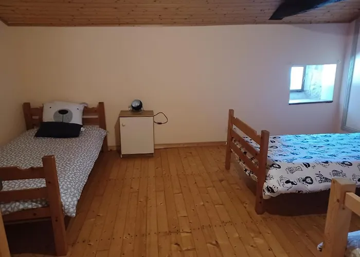 Honeysuckle At De La Vienne