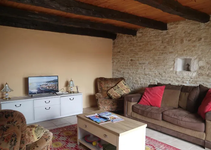 Honeysuckle At De La Vienne Prázdninový dům Chaunay